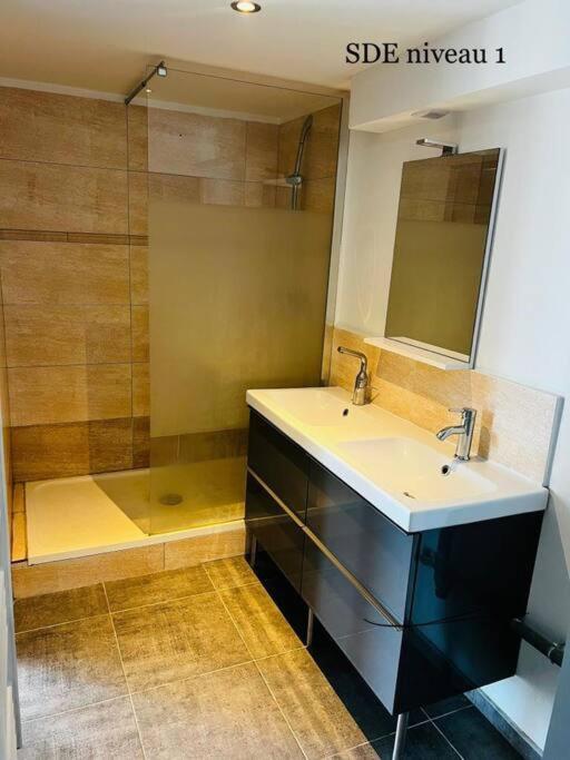 Le Jardin Suspendu Apartman Rillieux-la-Pape Kültér fotó